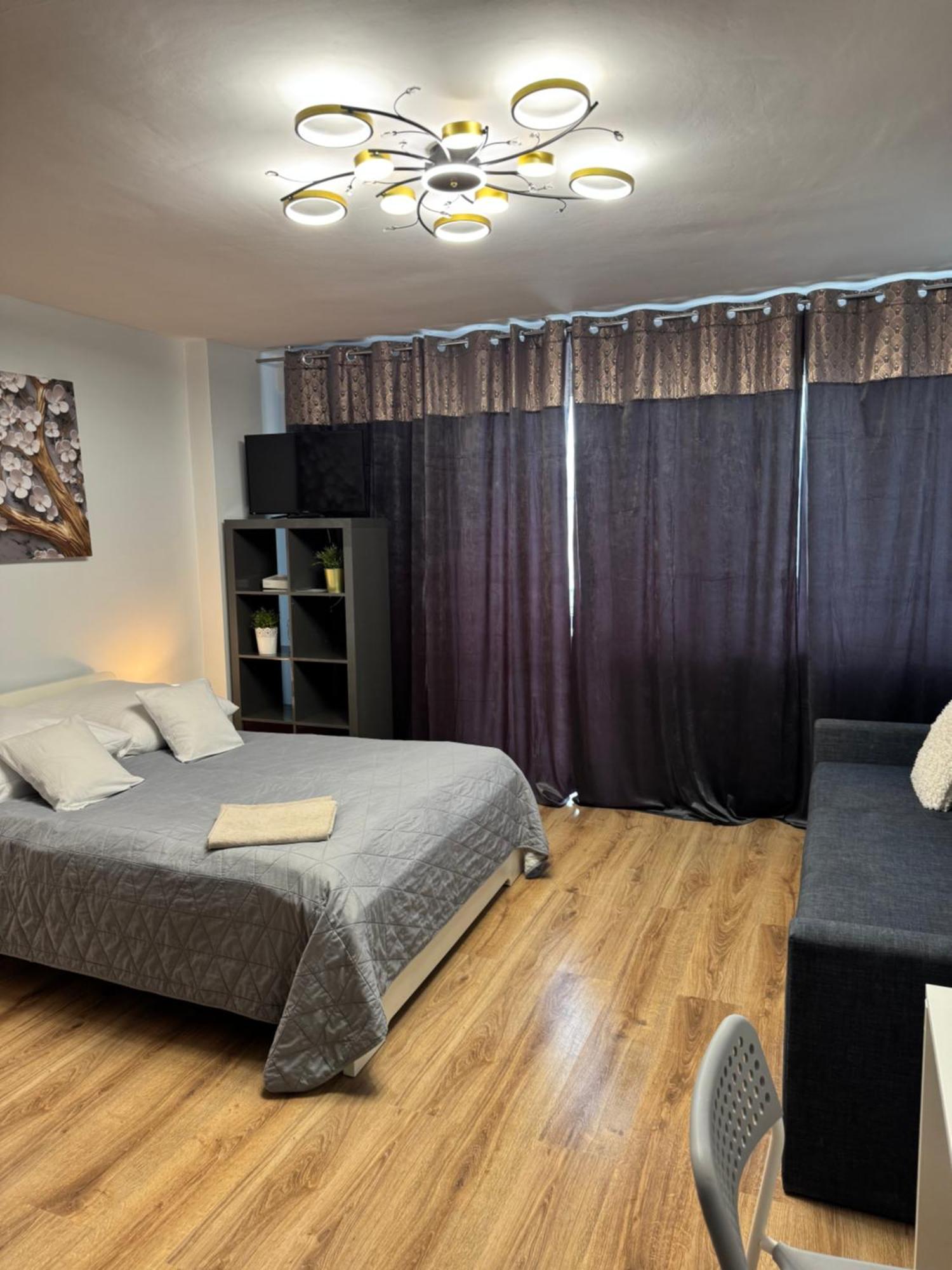 Coser Apartamenty Metro Onz Warsaw Ngoại thất bức ảnh